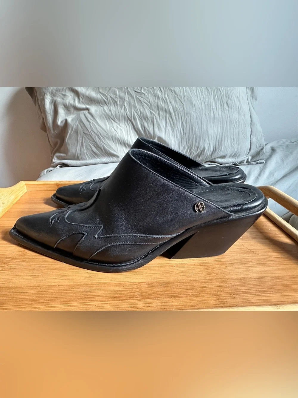 Anine Bing western mule